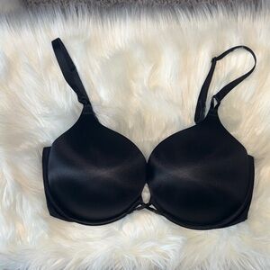 Victoria Secret Bombshell bra 38DD NWOT
